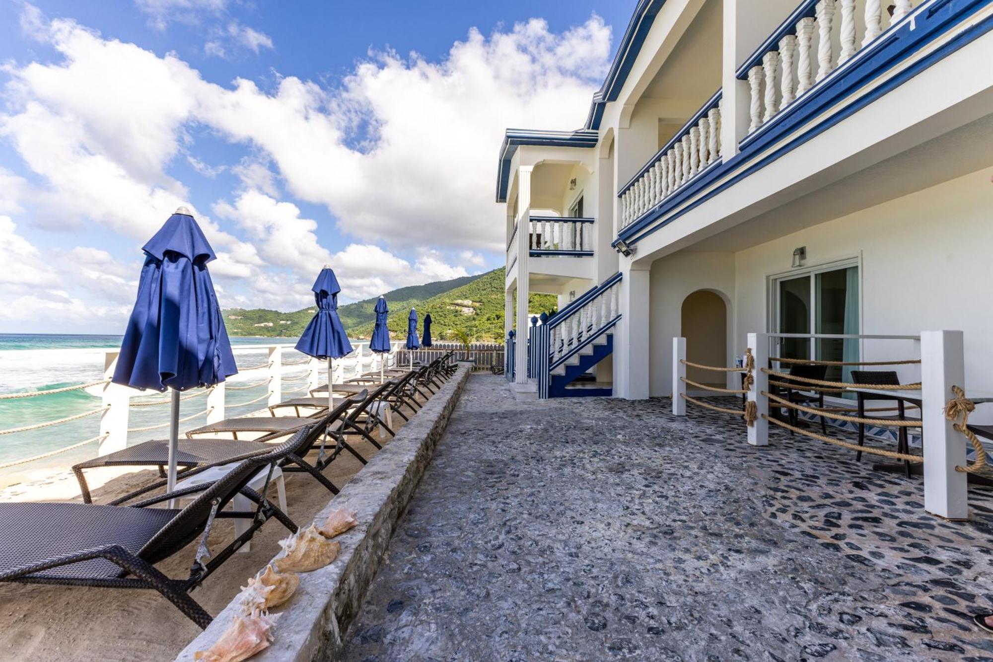 Sebastian'S On The Beach Hotel Freshwater Pond Exteriér fotografie